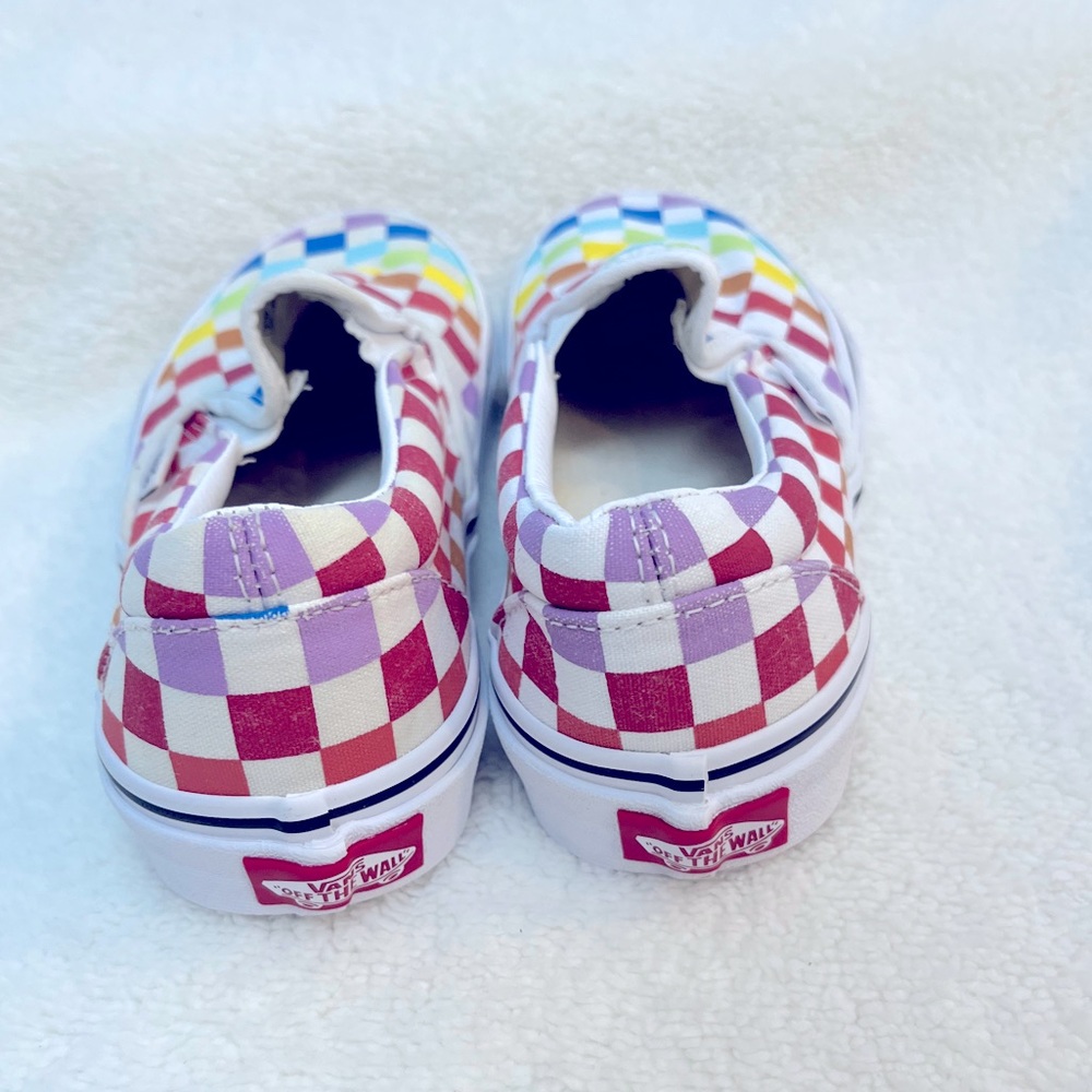 Rainbow Vans Classic Slip on - Picture 5 of 7